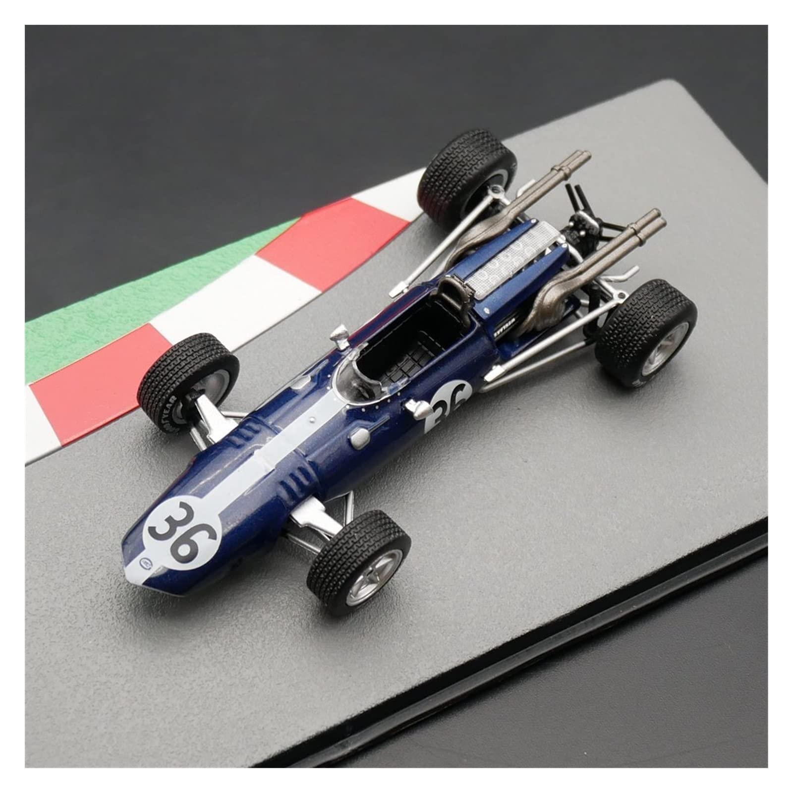 Amazon.co.jp: イーグル MK1 1967 ダンガーニー 1:43 F1 合金車モデル 