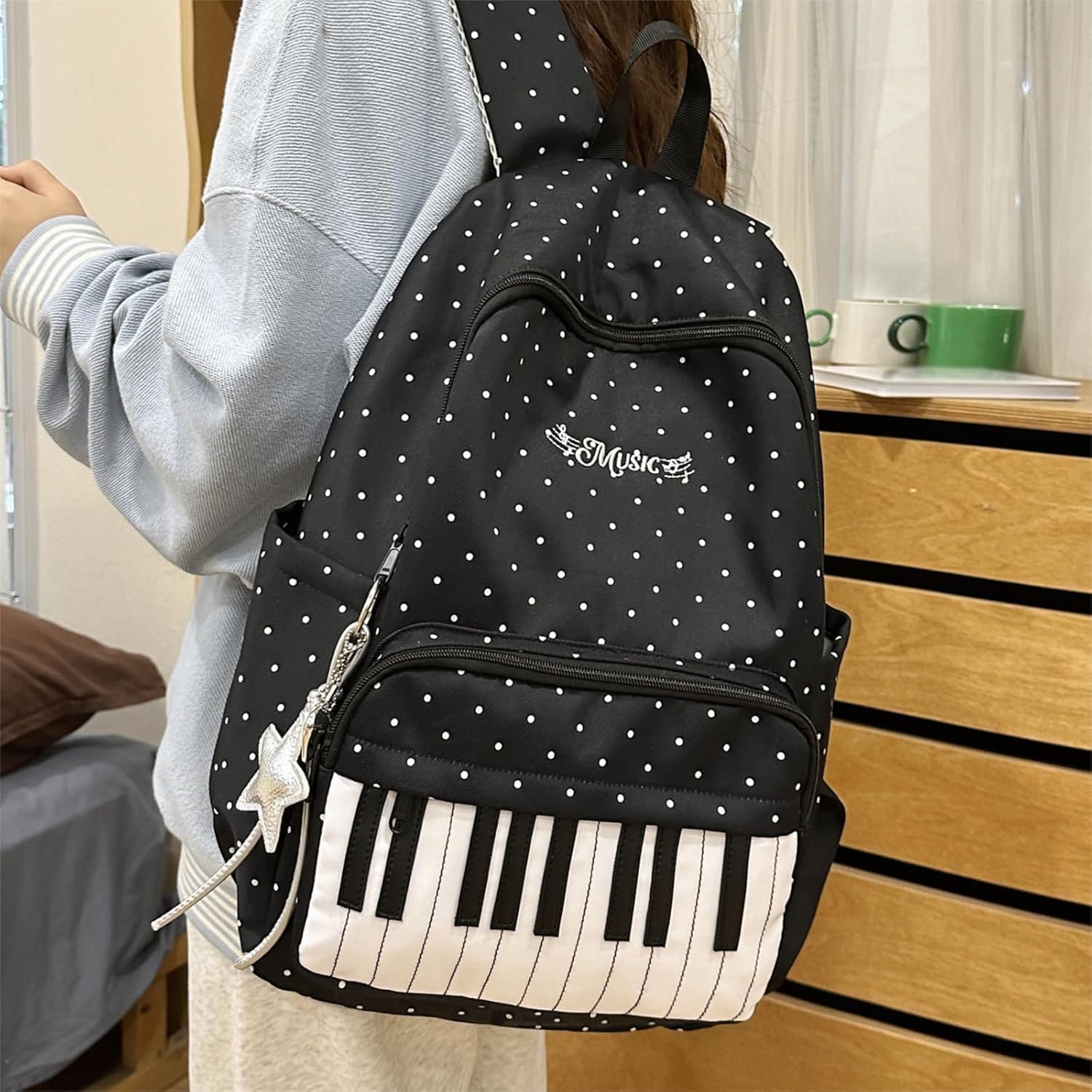 Klavier-Rucksack für Damen und Mädchen, Nylon-Schulrucksack mit Punkten und Anhänger für Schule, Studium, Reisen und Alltag (Black-B)