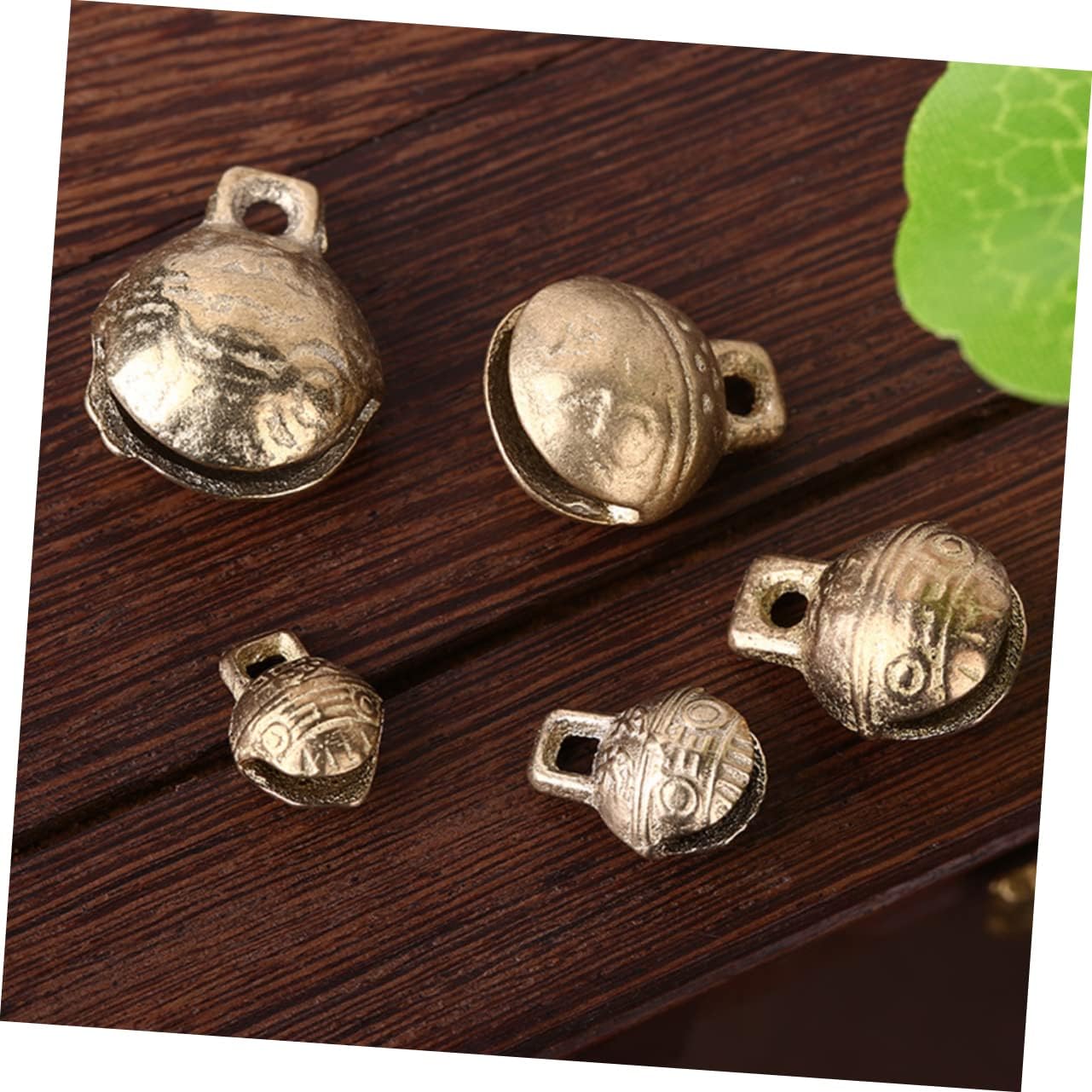 NOLITOY 10pcs Small Brass Bells Xmas Supplies DIY Gold Bells for Crafts Antique Gold Bells Dog Collar Bell DIY Jewelry Bells Tiny Bell Craft Bells Jingle Bell Crafts Mini Ring