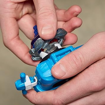 Beyblade Gen 4 Dlx Launcher And Top