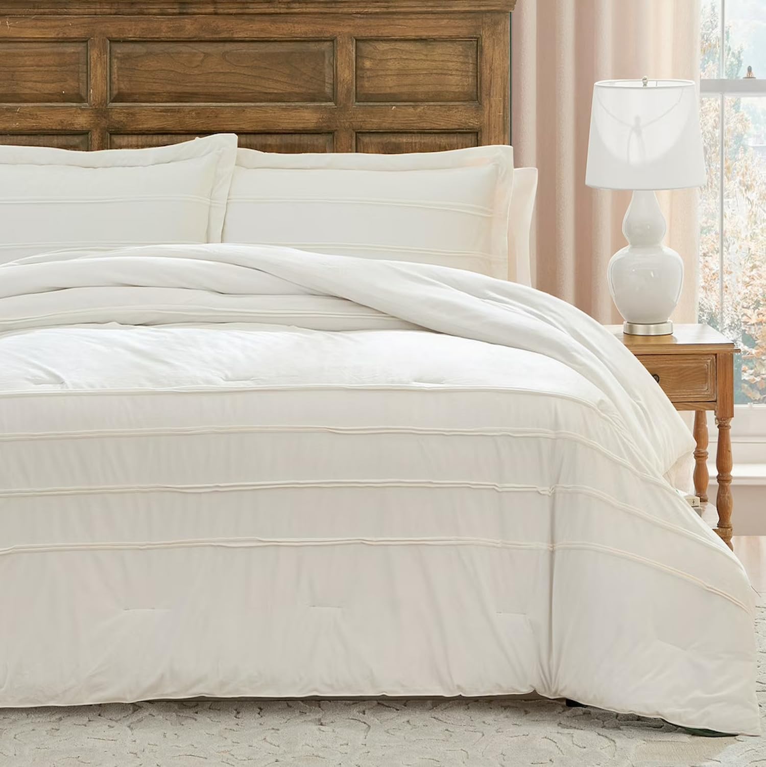 Bronwen Mathews Coverless Double Duvet Set Rosealinn Bright White 3-Piece Velvet 10.5 Tog Comforter Set With 2 Shams- 100% Down Alternative & Breathable Bedding For All Seasons.