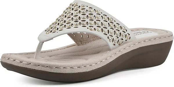 CLIFFS BY WHITE MOUNTAIN Women's Camila Flip-Flop