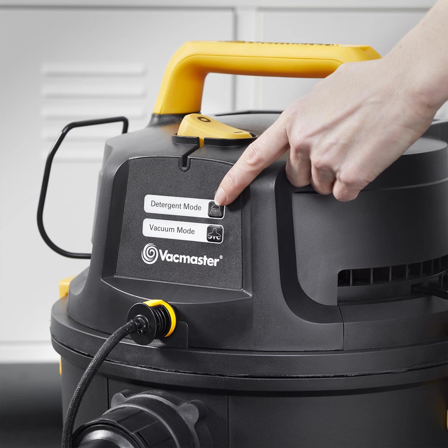 Vacmaster Aspirateur Eau et Poussière 3-en-1 1300W 23L moquettes | Nettoyeur Multi-Surfaces pour Moquettes Tissus d'ameublement Escaliers et Voiture Nettoyeurs Tapis et moquettes VK1323PFR