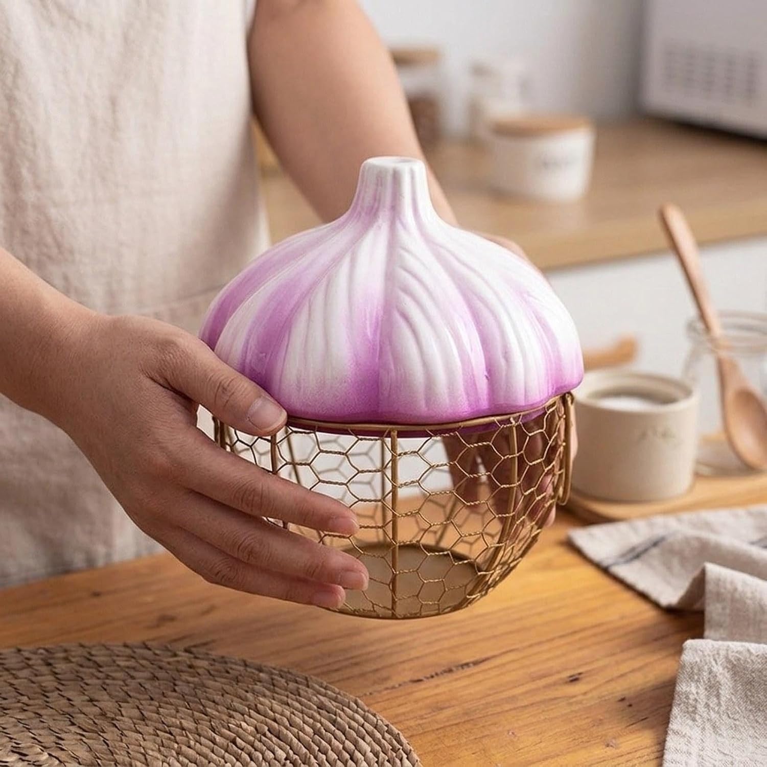 Contenitore Portaoggetti per Zenzero e Aglio, Porta Uova in Ferro Intrecciato Traspirante, Elegante Cestino da Cucina Decorativo per Dispensa o Piano Cucina, Purple