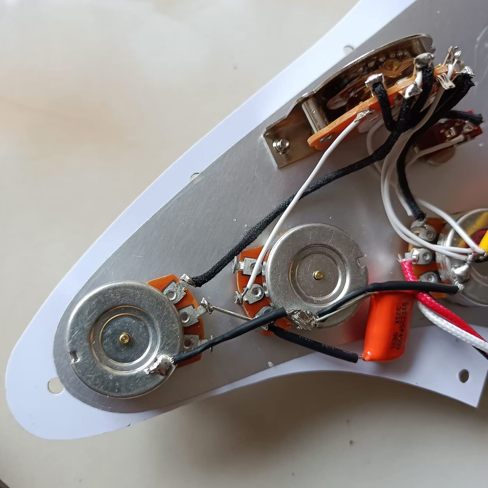 Prewired SSS Maskownica Gitarowa Z Zestawem Przetworników Wielofunkcyjny 7-kierunkowy Przełącznik Push Pull Potencjometr Do For ST Gitary Akcesoria gitarowe