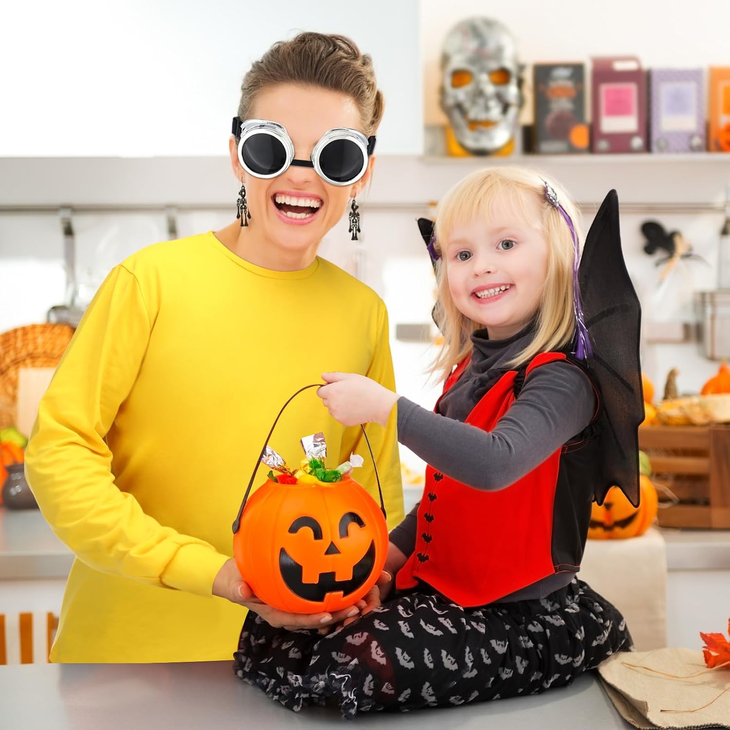 Ramede 2 Pcs Halloween Costume Accessories Goggles Yellow Long Sleeve T Shirt Gothic Steampunk Goggles for Women Men Cosplay