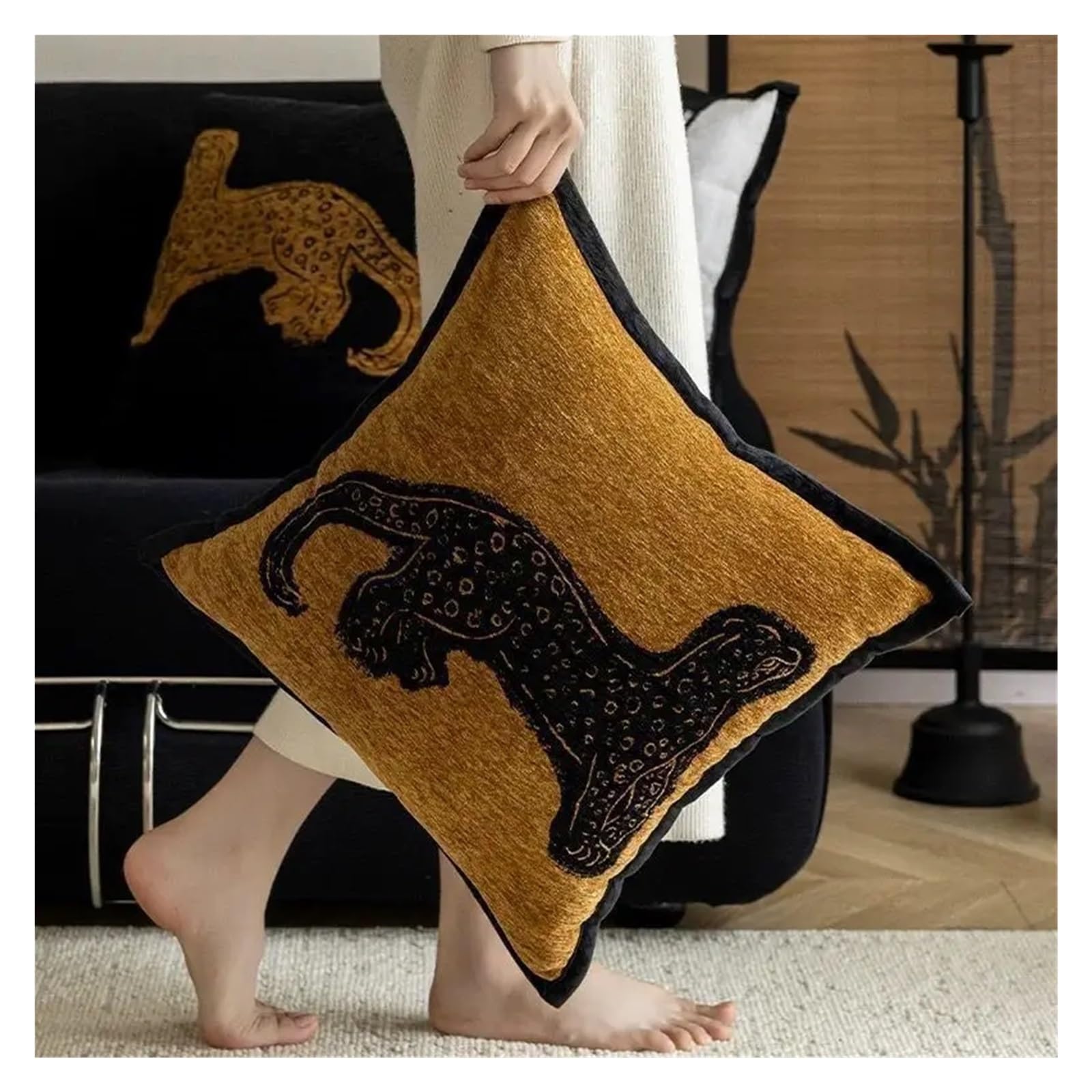 IUVYTA Chenille Pillow Covers Green Cushion Cover 45x45cm Chenille Jacquard Plush Throw Pillow Decoration Ethnic Living(Brown leopard)