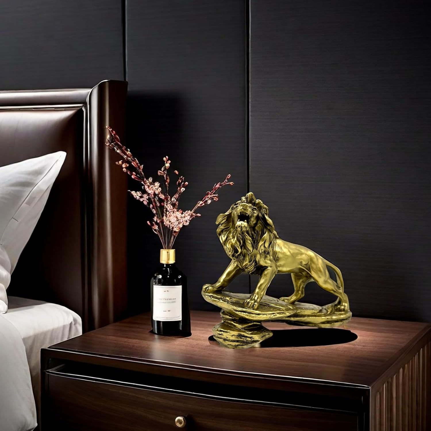 Strong Lion Statue Figurine Sculpture Resin Collectible Gifts for Lion Lover Office Home Decor Desk Accessories Decoration Garden Figurines Outdoor Decor Gold - Image 5