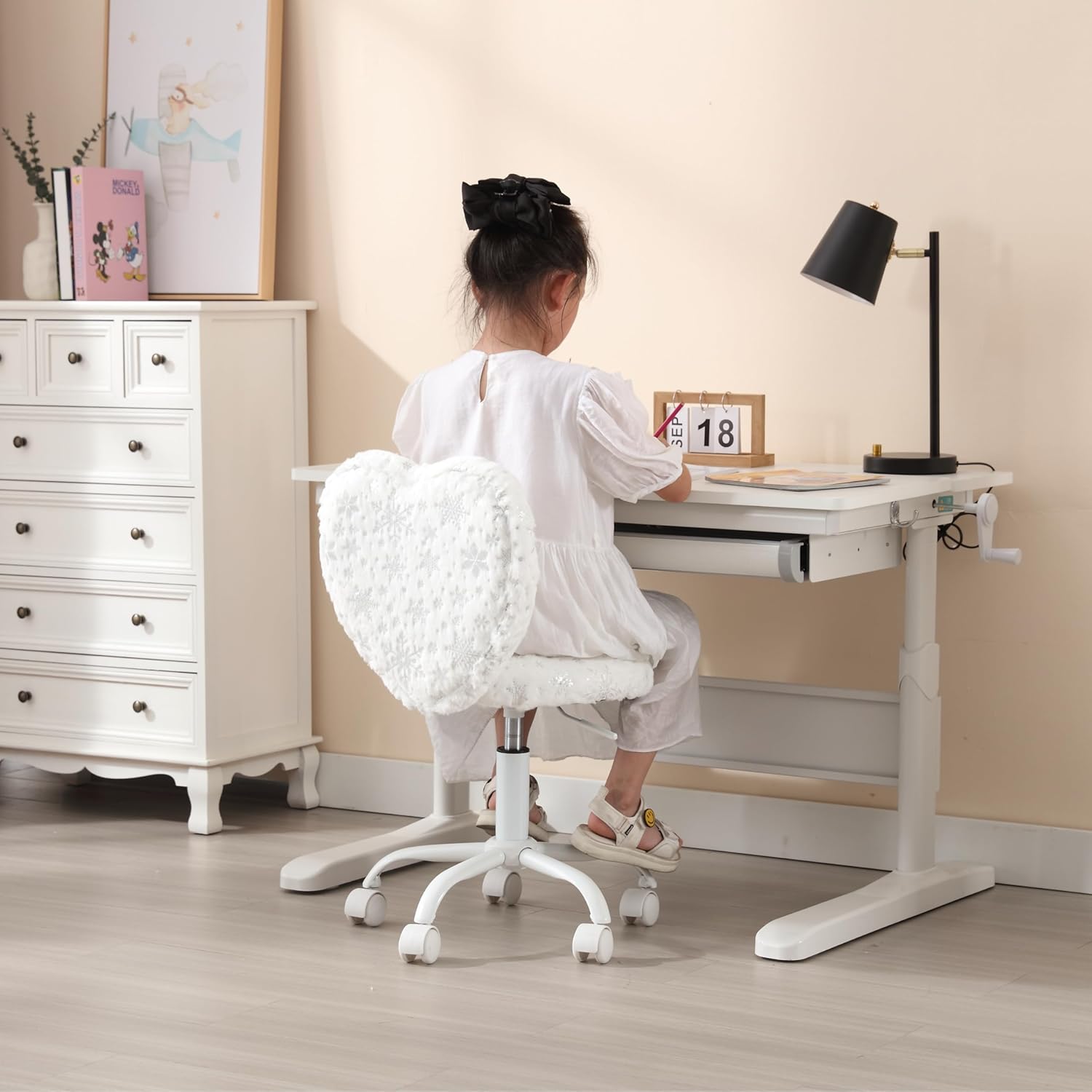 Kmax Kids Reading Chair, Rolling Cute Desk Chair for Bhutan Ubuy - Main Image