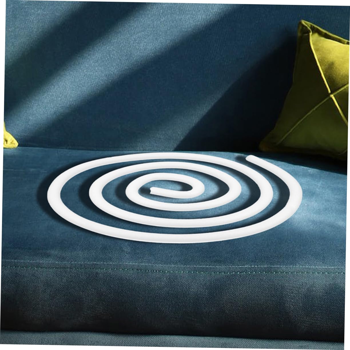BESPORTBLE Bande D'étanchéité en Mousse de Calage pour Fixer Coussin Canapé Bâton Mousse Canapé en Écume Blanche de 2 Mètres Installation Facile et Entretien Salon
