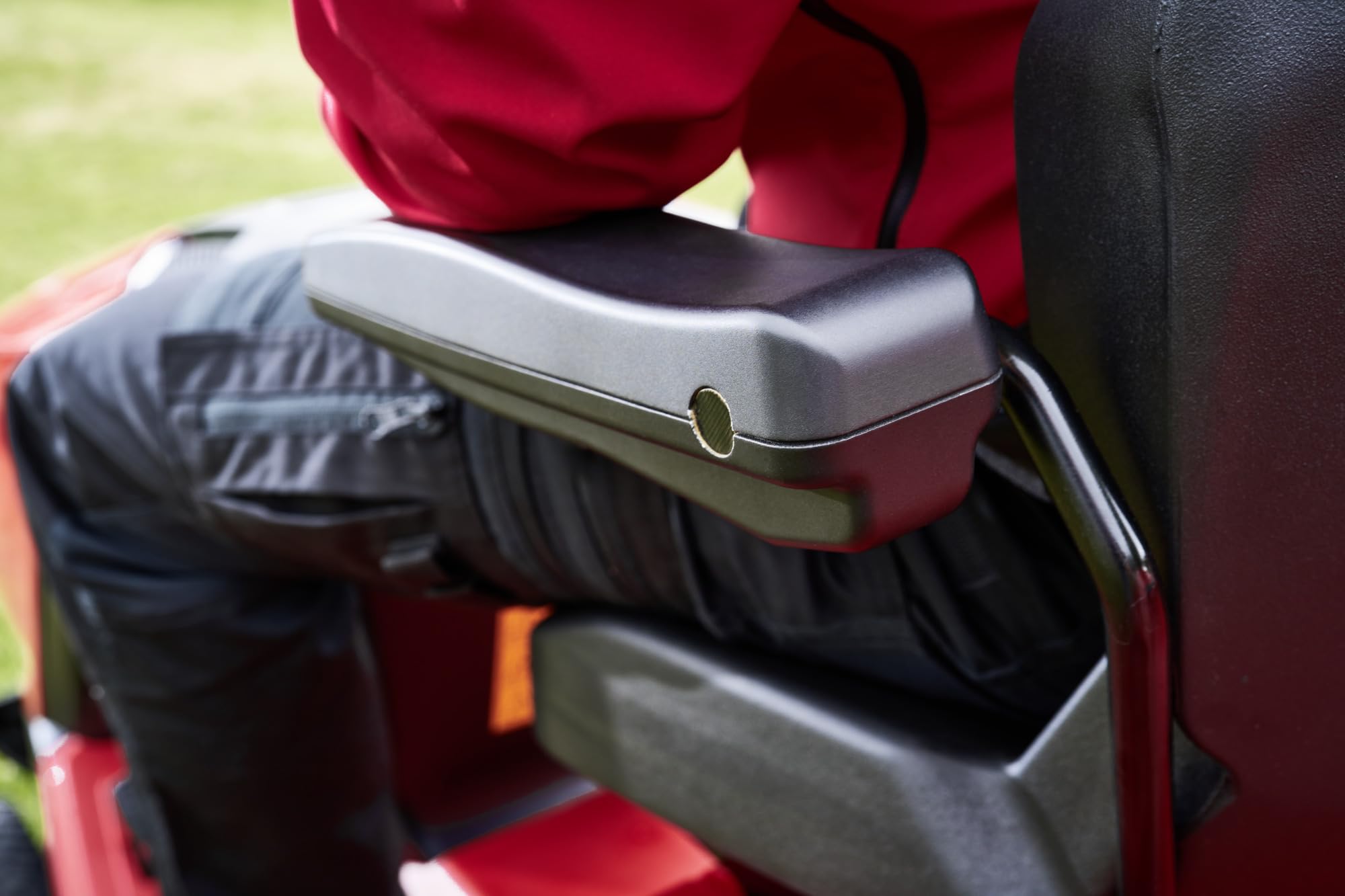 AL-KO Accoudoirs modernisables pour tous les tracteurs tondeuse AL-KO Easy, Comfort et Comfort Pro