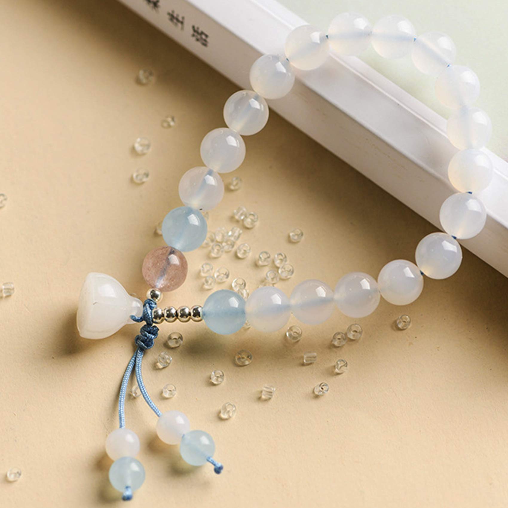 Bracelet perles Feng Shui agate blanche jade lotus amulette de richesse
