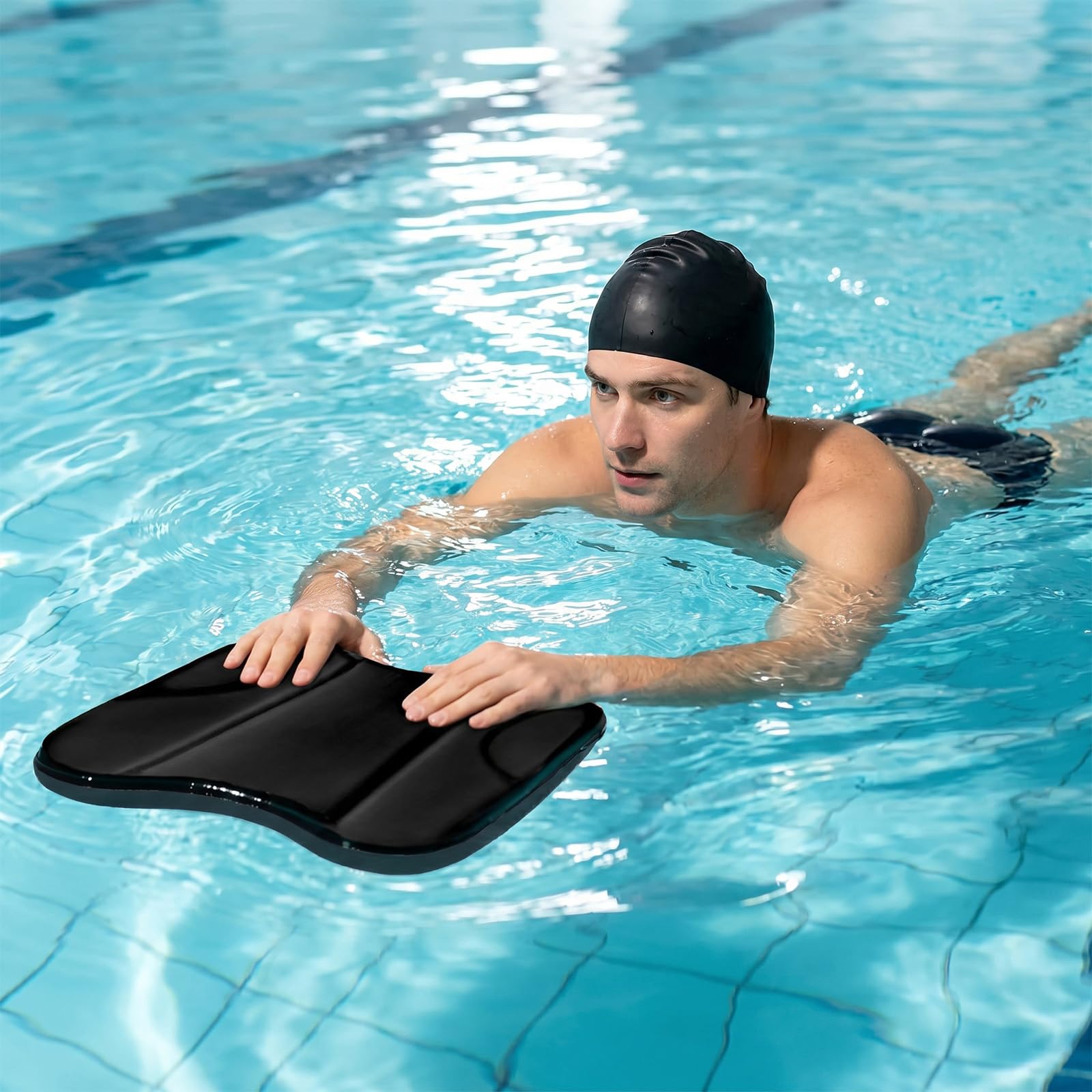 Pull Kick Schwimmbrett, 2-in-1 Pullkick/Schwimmbrett Schwimmhilfe zur Optimierung der Technik und Wasserlage beim Schwimmtraining, Pullbuoy Schwimmen Zubehör für Kinder & Erwachsene, Enthält Badekappe