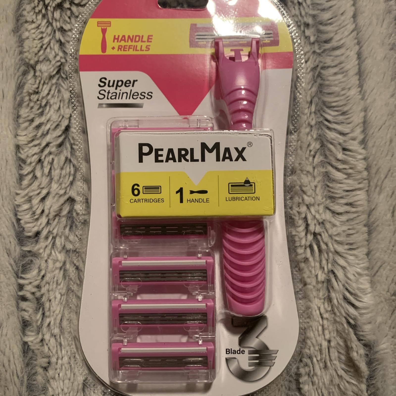 Pearl Max Disposable Razors, Long-lasting 3-Blade Razors With Slim Head for Precision Shaving, 1 Handle and 6 Cartridges, 7 Piece Shaving Kit (Handle Black)