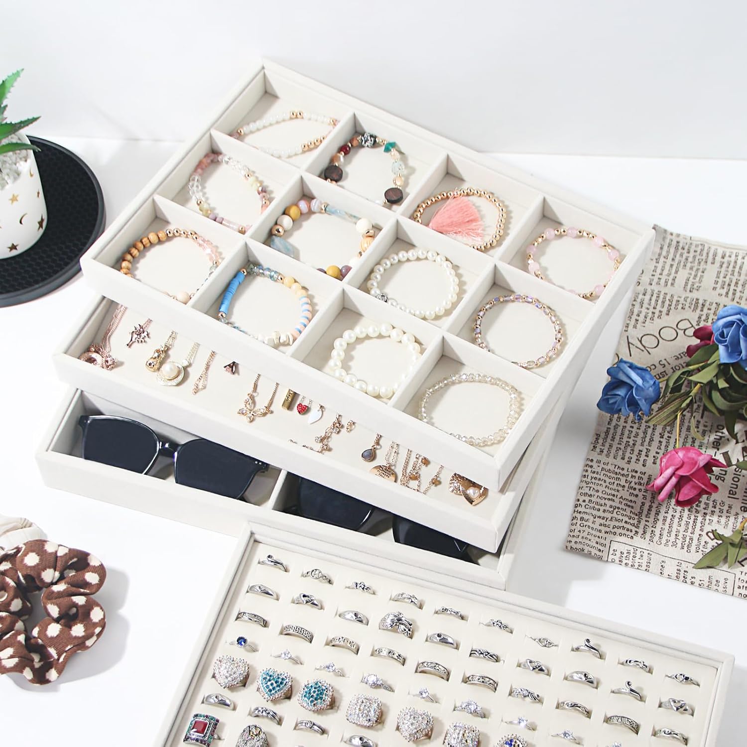 Byken Stackable Jewelry Organizer Trays,5 Pcs Sunglasses Rings Earrings Necklaces Bracelets Storage Dish for Drawer,Velvet Bedside Desktop Storage Dish for Girls (Beige)