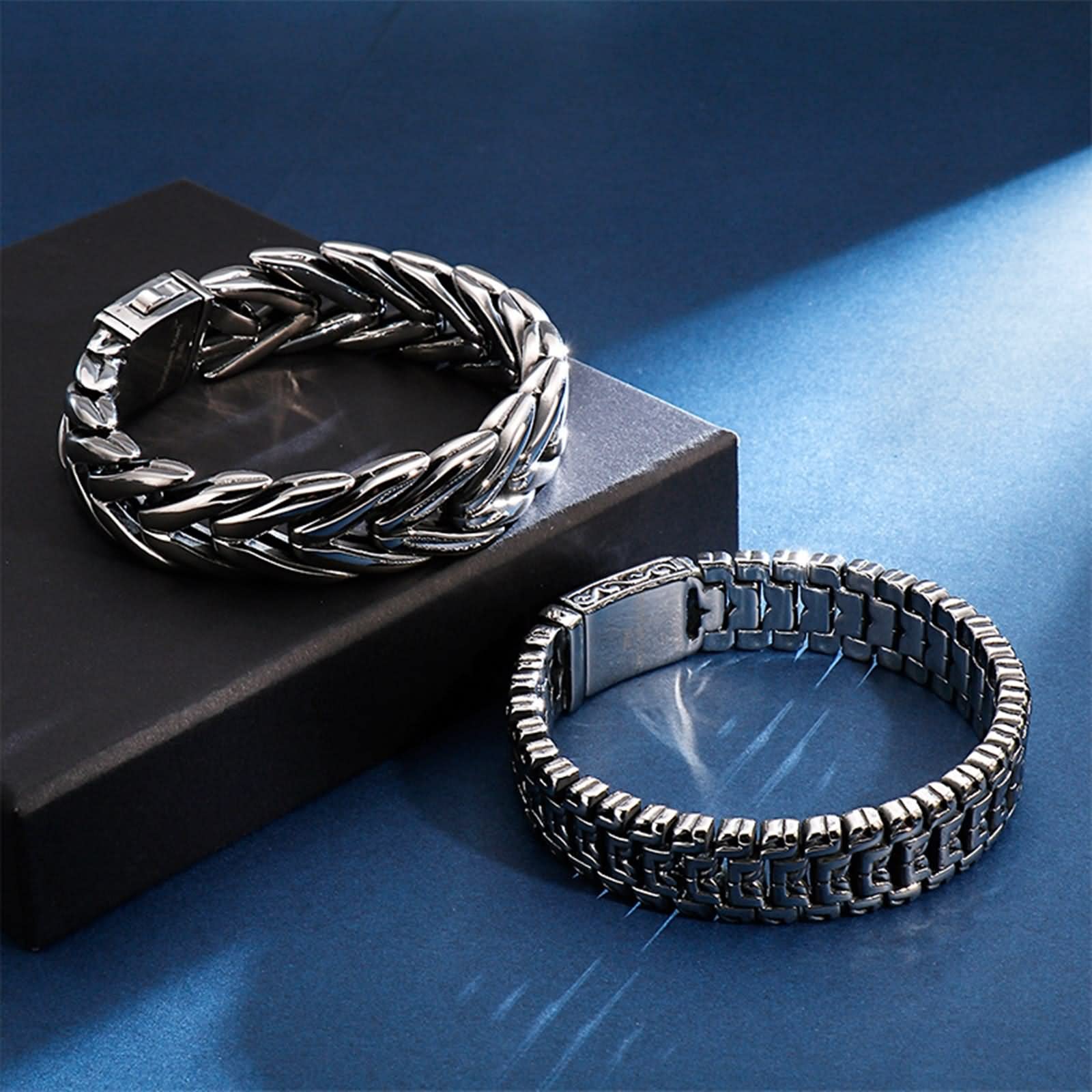Armbänder Herren, Nützliche Geschenke für Männer Blumenförmige Schnalle Edelstahl für Jubiläum Geburtstag