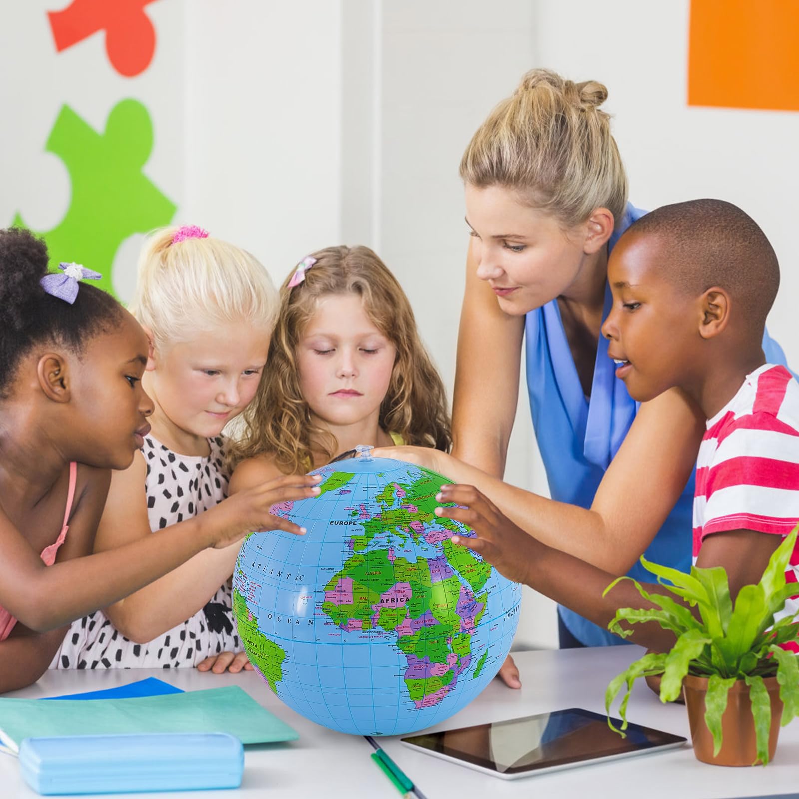 YOTHORN 4 Pcs 16 Inch Inflatable Globe,Blow up World Globe Beach Ball,Inflatable Earth Beach Ball for Beach Playing or Teaching,Party Bags,Summer Pool Party,PVC Material - Image 3