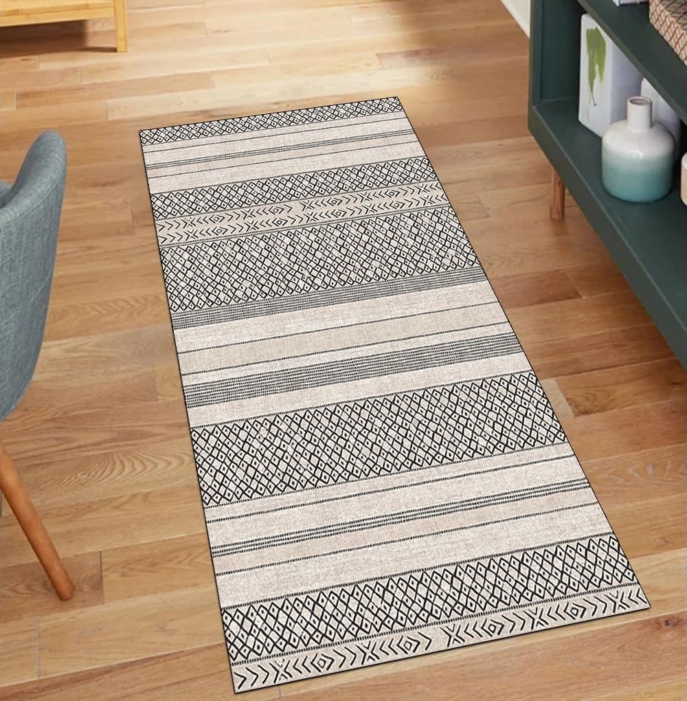 Alfombra de poliéster lavable y reverso antideslizante con acabado de estilo vintage beis