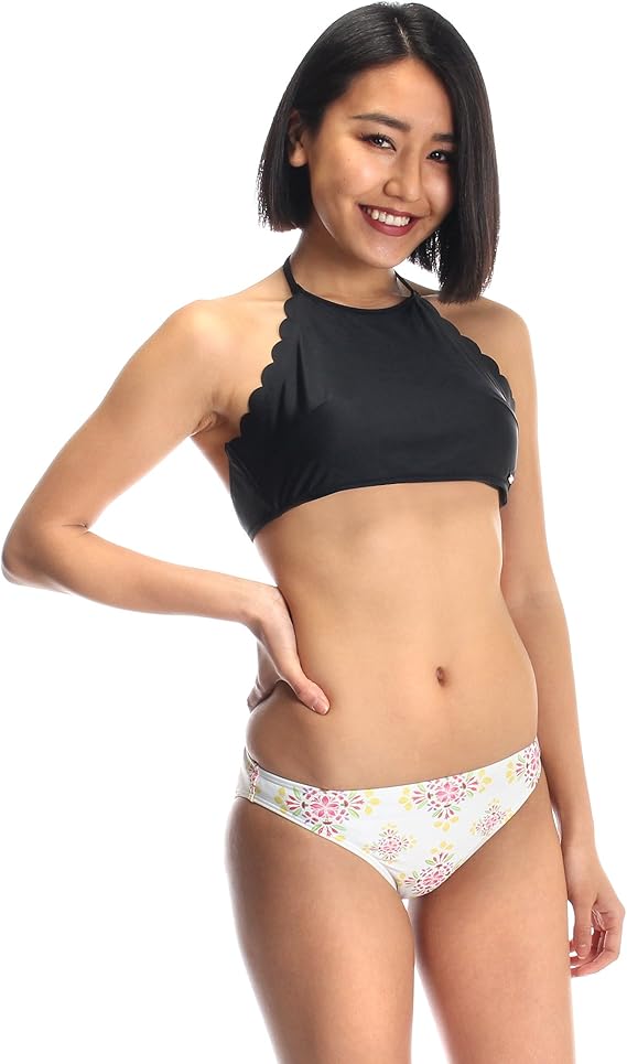 Amazon Roxy ロキシー Yumi Yamada X Roxy コラボ ビキニセット Rsw17 Blk L ビキニ セパレーツ 通販