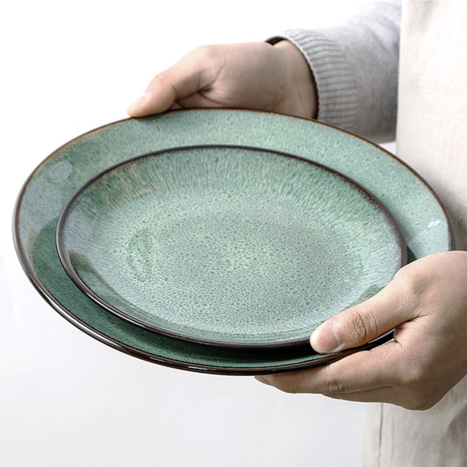 Zestaw naczyń dla 4 osób, 18-częściowy zestaw naczyń z porcelany, kompletny zestaw obiadowy z talerzami obiadowymi, talerzami deserowymi, salaterkami, miseczkami na płatki śniadaniowymi i