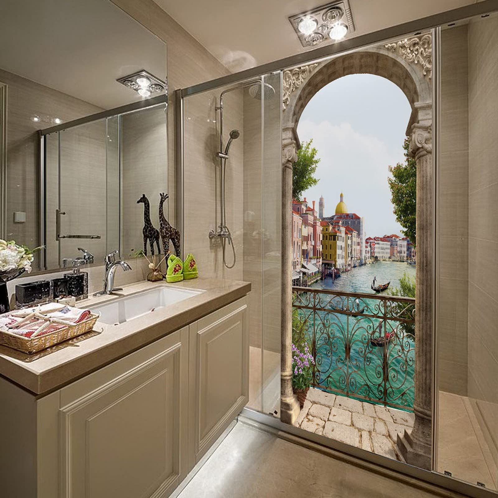 Picturesque Small Town Street View In Bellagio Editorial Stock Photo - Image Of Europe, Peace