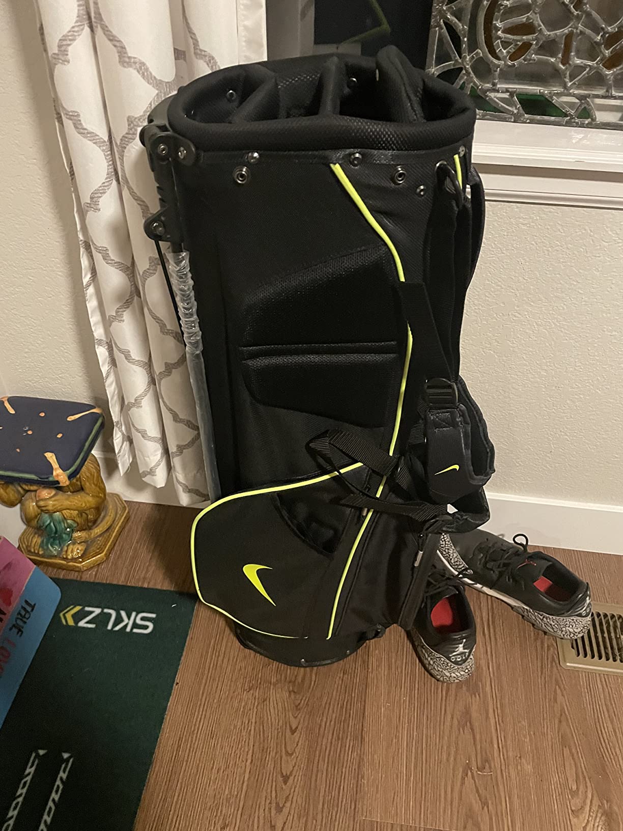 lightweight nike golf bag
