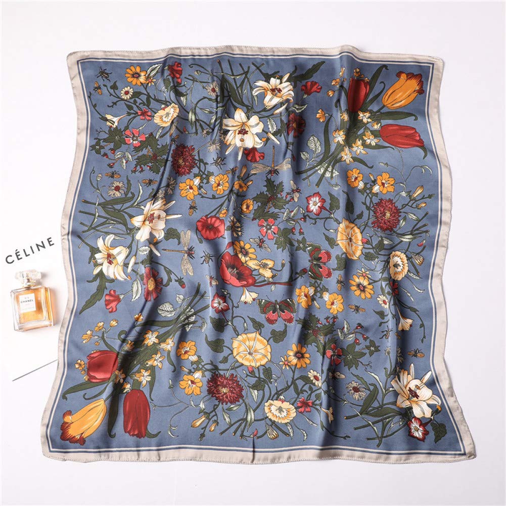 Châle en soie fleuri 70x70cm idéal pour vos coiffures de printemps