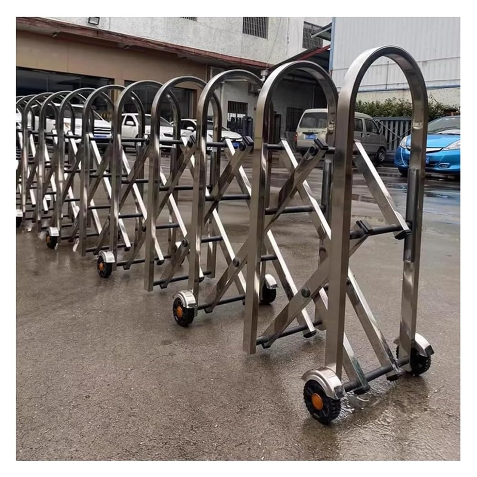 HCZKIUJY Expandable Barricade,Mobile Barrier Gate, Mobile Expandable Barricade - Stainless Steel Retractable Security Barrier with Wheels (Silver 1.5x8m)