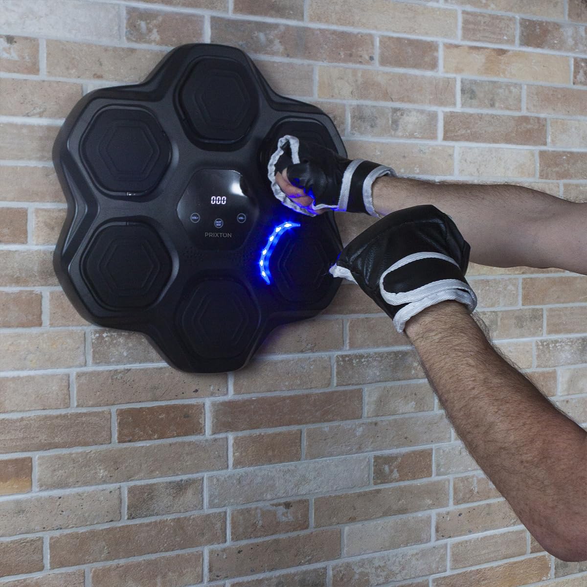 Prixton Machine de Boxe Musicale Combat BM100, 9 Niveaux de Difficulté, Lumières électroniques guidées, Effets Sonores, Système de Fixation Murale, Écran Tactile, Bluetooth, Gants Inclus