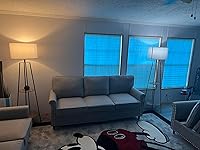 Review Image by Carlton Hardy