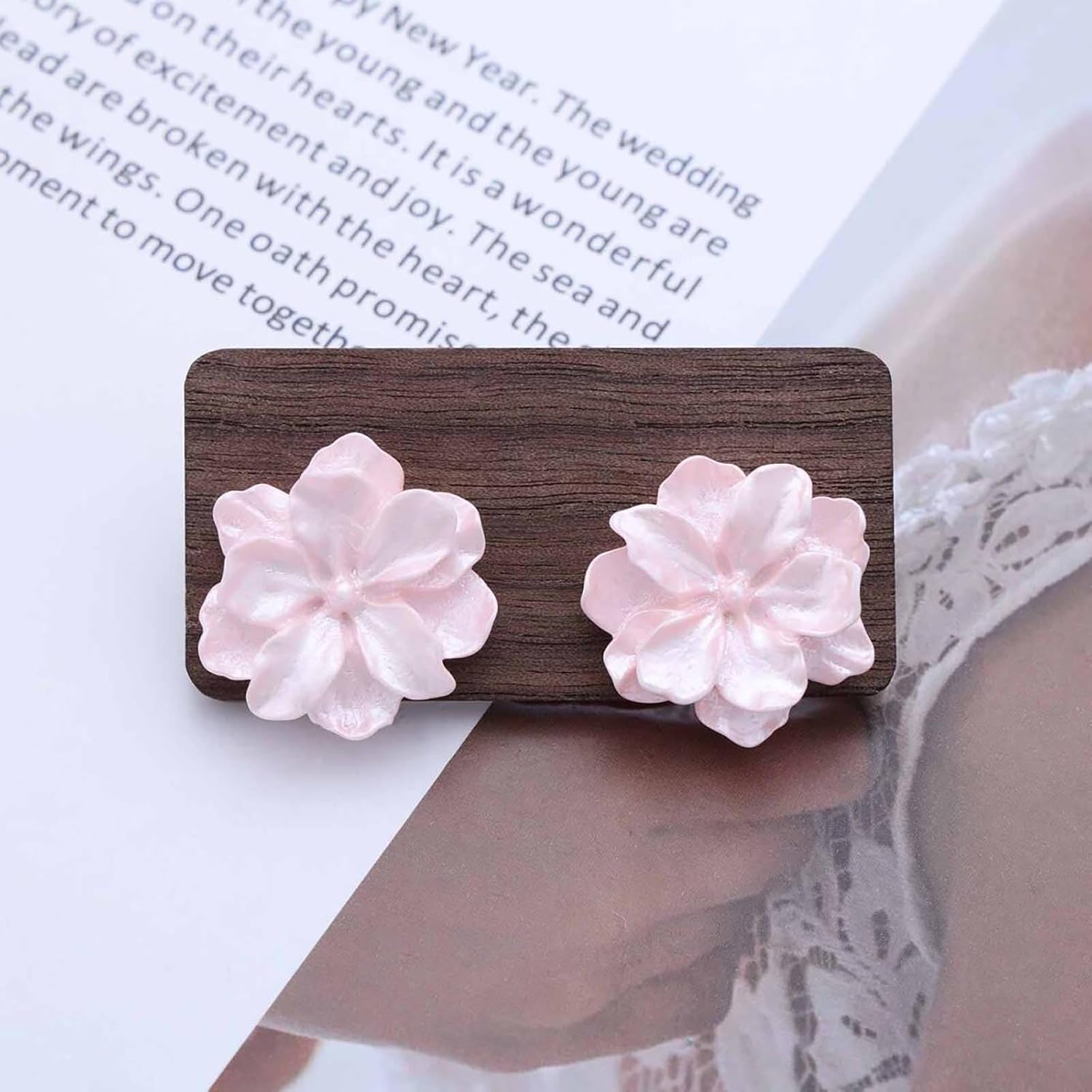 Boho Pink Acrylic Flower Stud Earrings Pink Enamel Flower Earrings Resin Petal Earrings French Camellia Earrings Jewelry for Women - Image 3