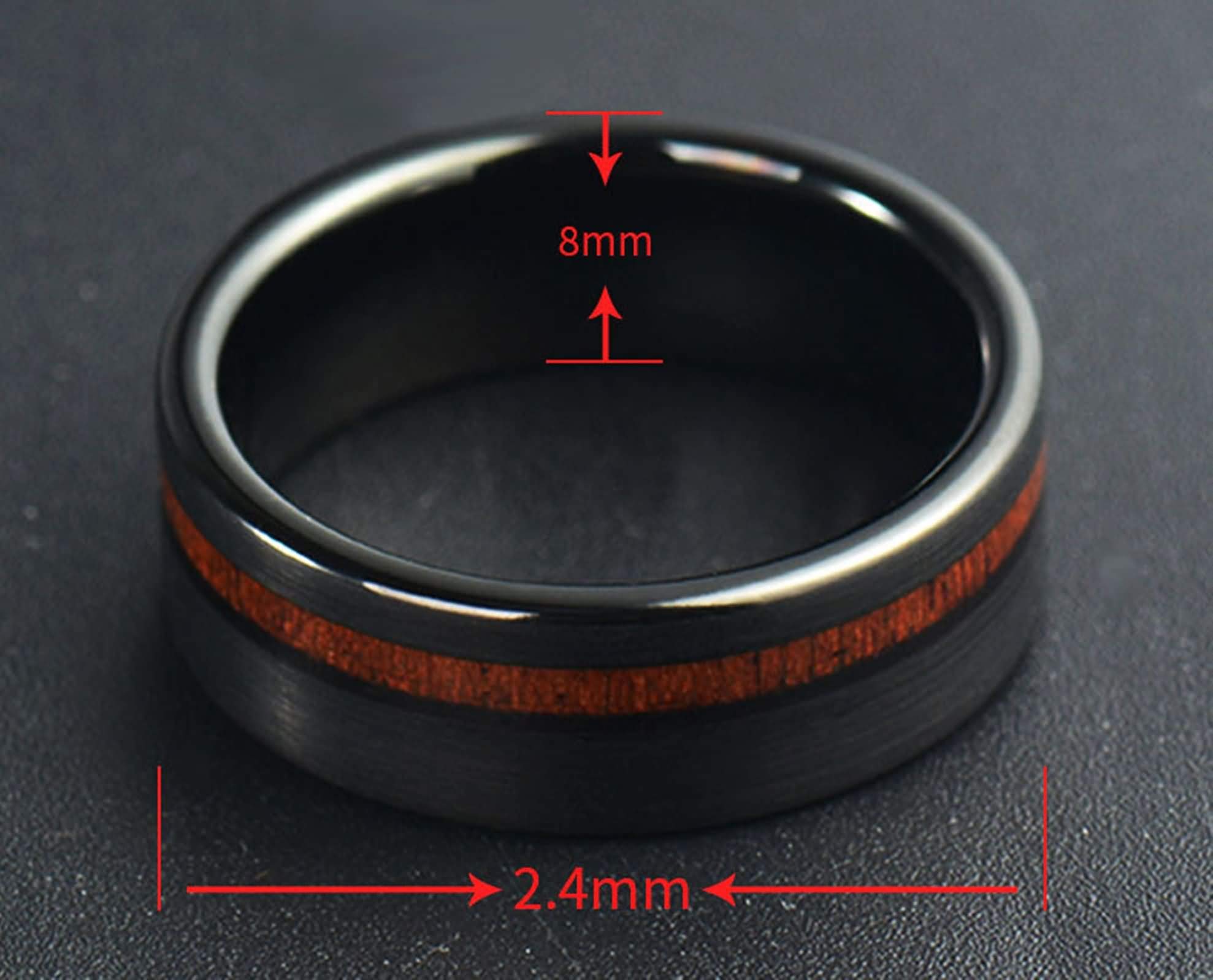 Anello Carburo di Tungsteno Koa Legno Intarsio Fede Nuziale per Uomo Comfort Fit Anello Uomo Personalizzabile Incisione 8MM Anello Nuziale Nero Misura 12-31