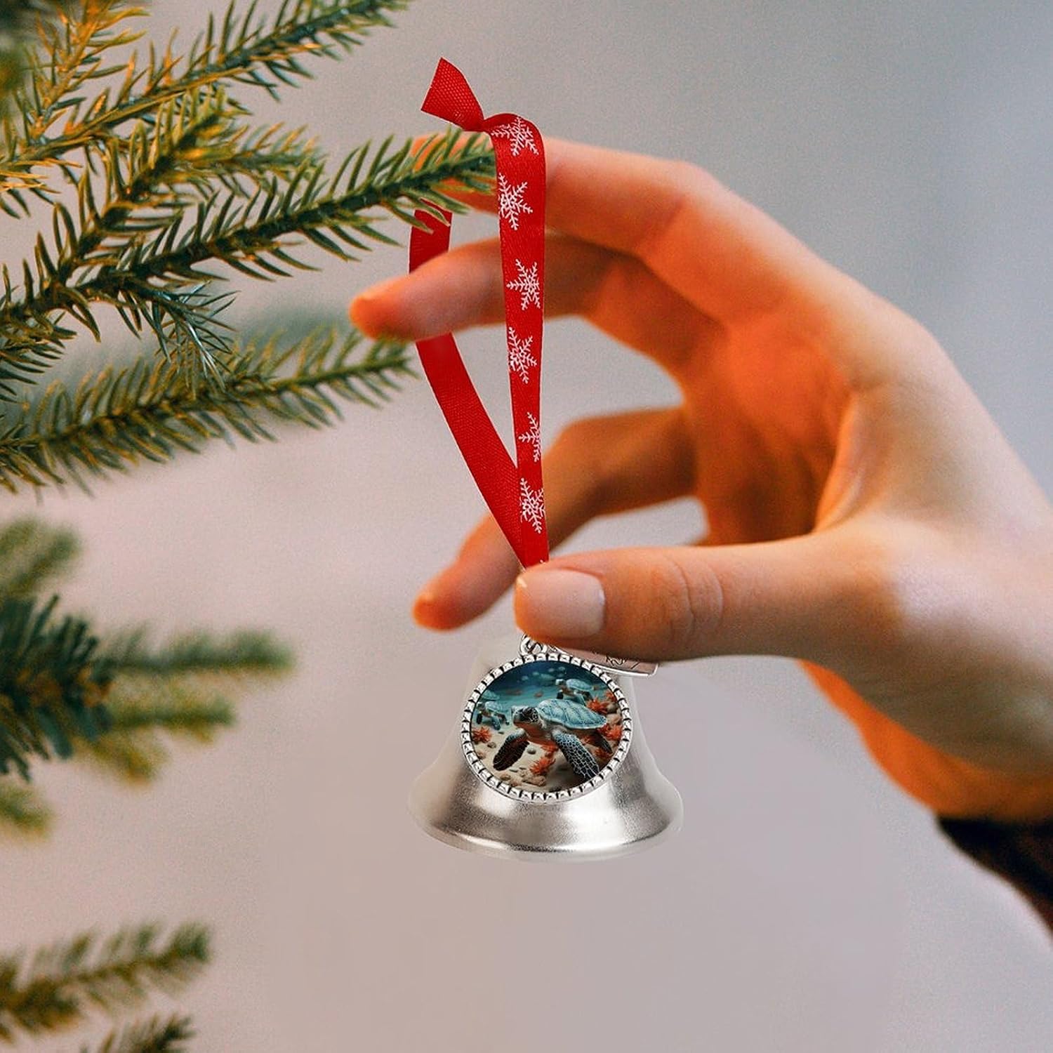 Turtle Starfish Bell Ornament Red Ribbon for Christmas Tree Holiday Decoration Personality Believe Bell Ornaments Sleigh Bells for Winter New Year Party Supplies