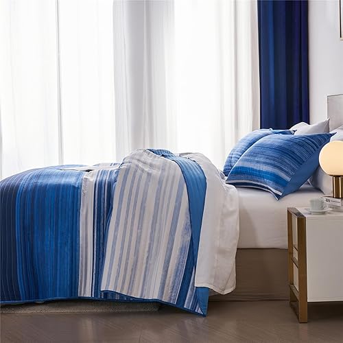 Miniatura 4 de KAKIJUMN Juego de ropa de cama matrimonialqueen, juego de edredón de rayas de retazos blancos y azules, juego de 2 piezas suave y ligero con 1 funda