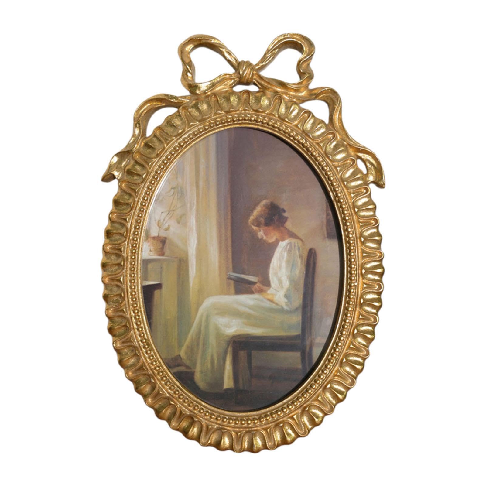 Cadre photo ovale doré en résine sculptée, le style vintage pour vos photos
