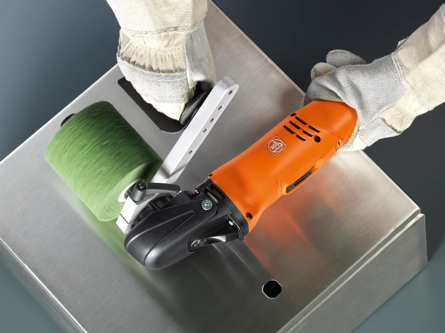 Fein Poliermaschiene WPO 14-25 E „EDELSTAHL-START-SET“ (1200 W, M14, Hochleistungsmotor, inkl. Zubehör) 72214950010