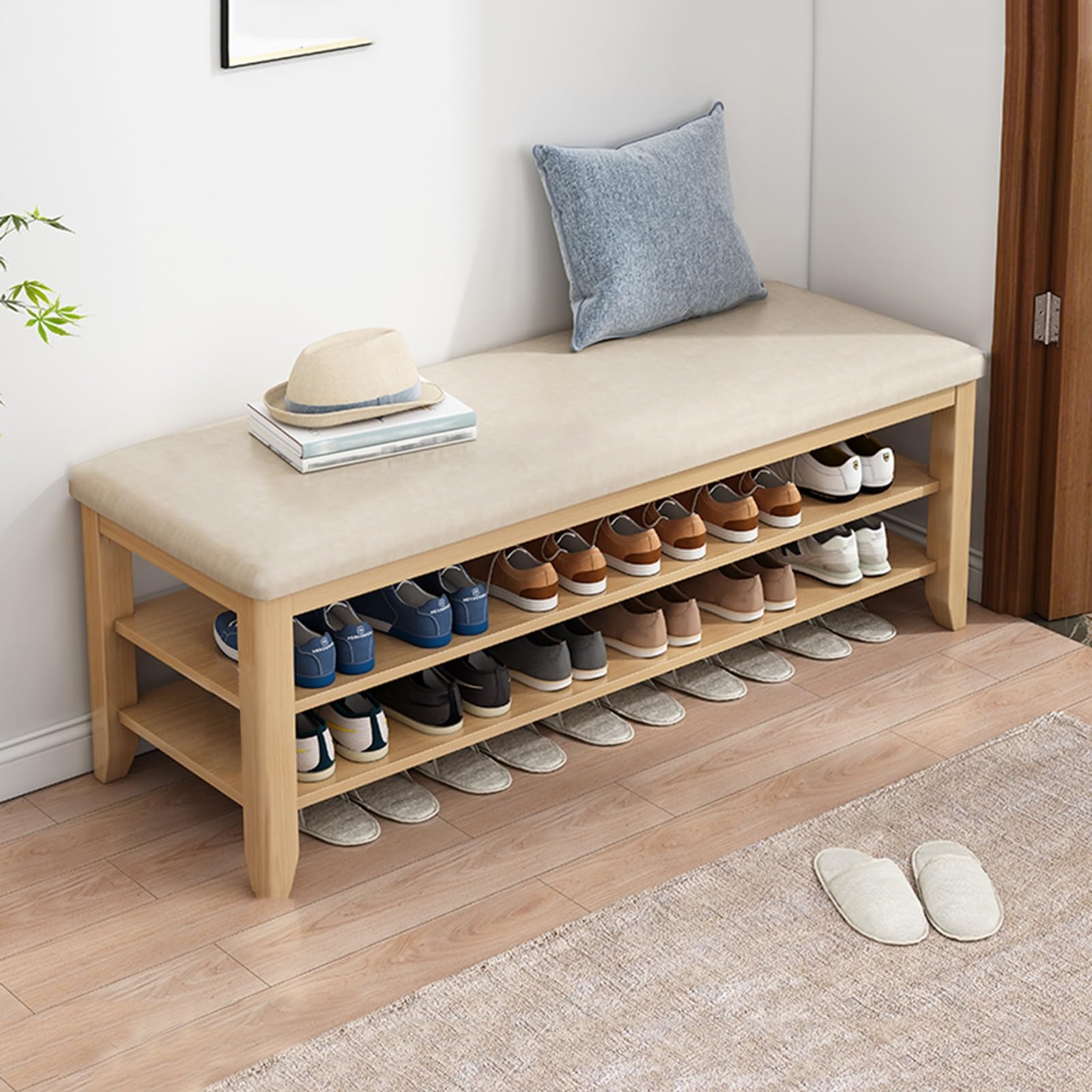 Banc à chaussures en bois massif pour un intérieur serein et épuré