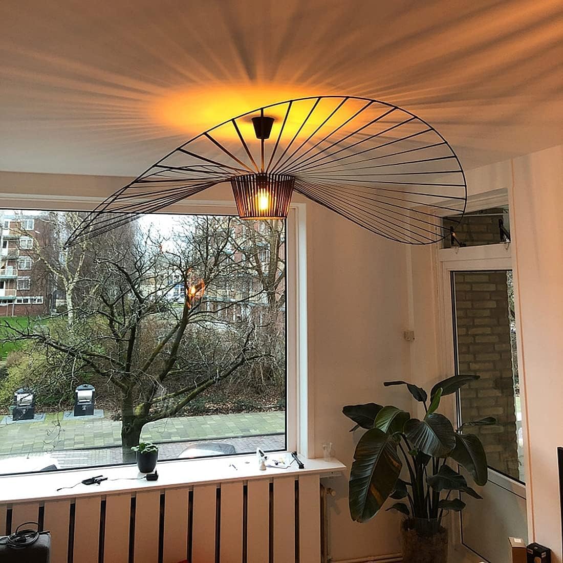 YUNDING Lampa Vintage, lampa wisząca do salonu, LED Vertigo, regulacja wysokości światła, włókno szklane/poliuretanowe, oświetlenie E27, żyrandol do restauracji, Klosz (Czarny, 80 cm)