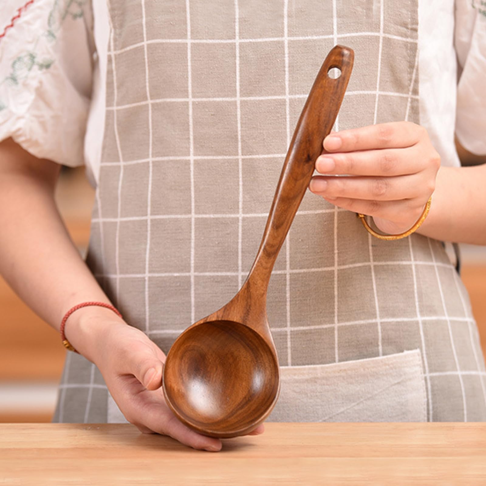 Cucharas grandes de madera para cocinar, utensilios de madera de teca de alta calidad para cocinar, resistentes y resistentes al calor, 13.7 pulgadas de largo x 3.7 pulgadas de ancho
