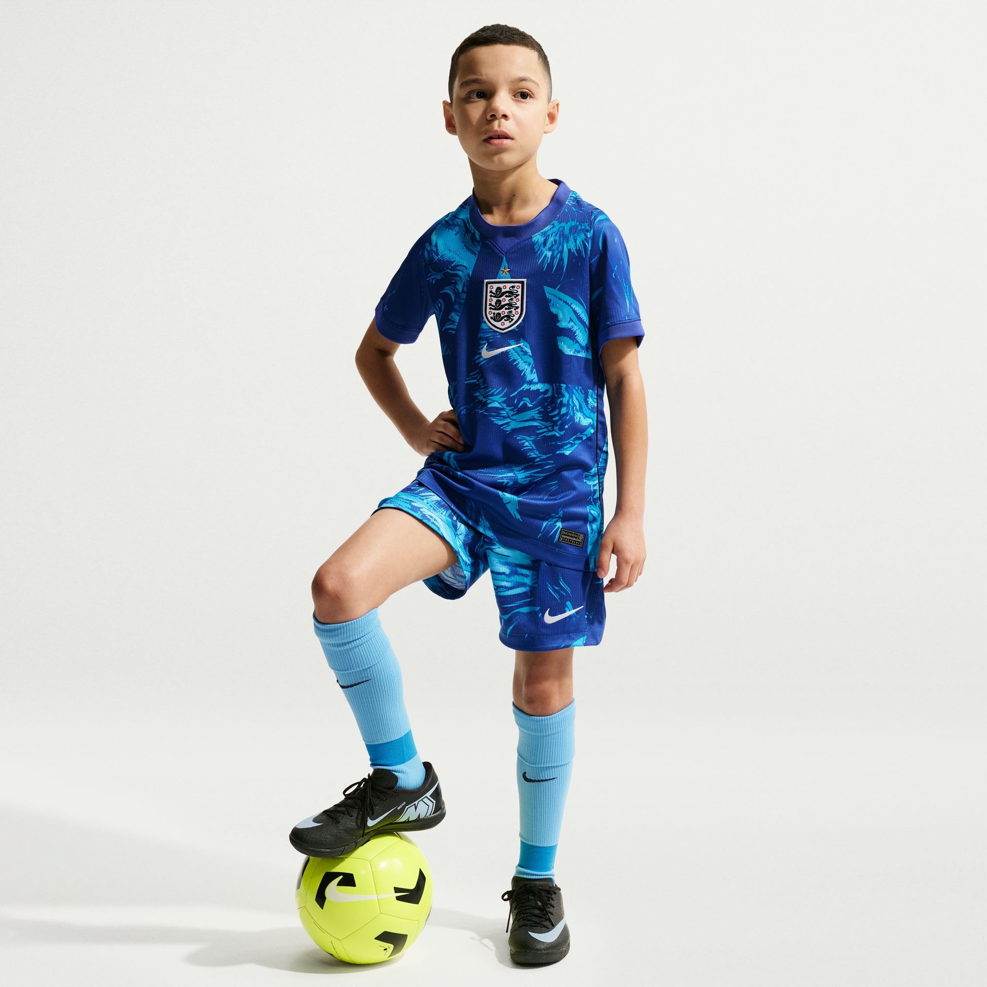 Nike England 2026 Stadion Goalkeeper Nike Dri-Fit Kurzärmliges Replika-fußballtrikot für Ältere Kinder Replica Maglia da Calcio Unisex - Bambini e Ragazzi