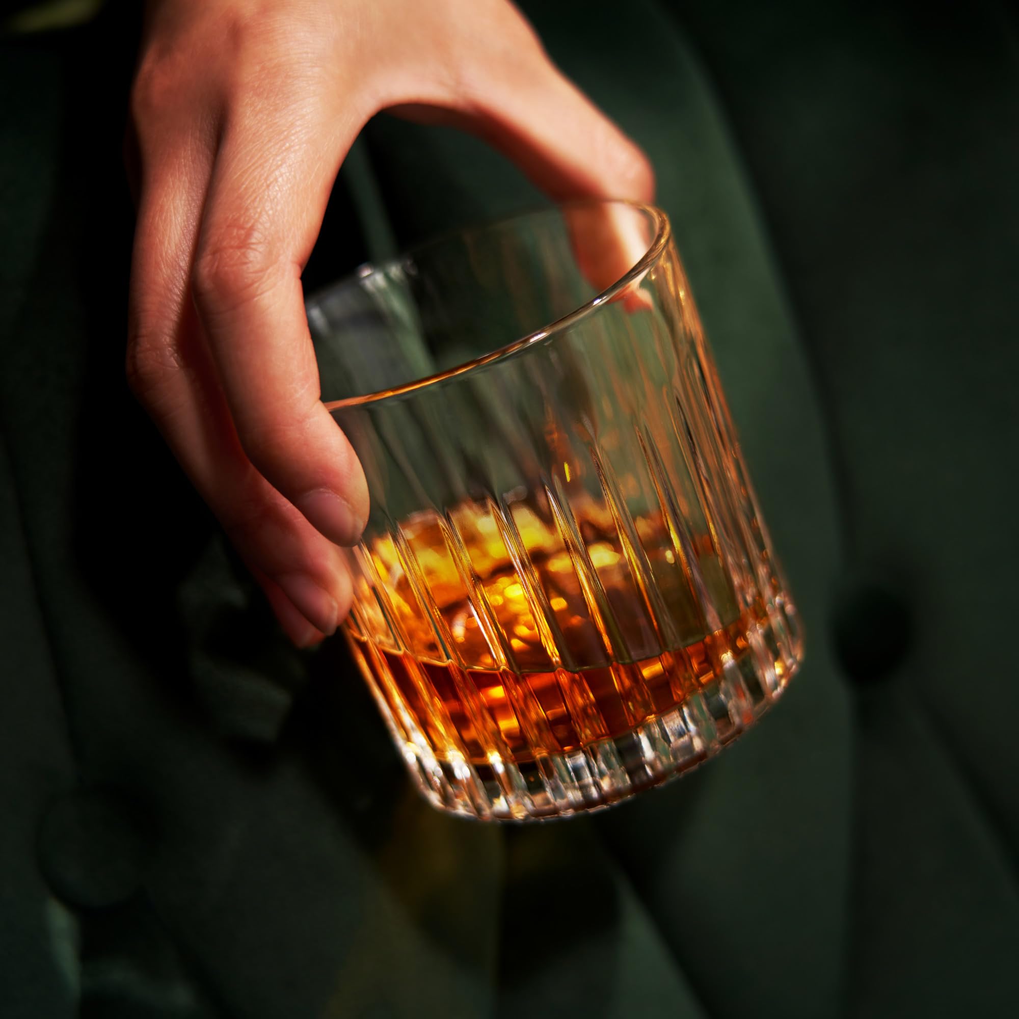 Viski Lot de 4 verres à whisky Reserve Milo - Verres à bourbon soignés - Verres à spiritueux en cristal - 300 ml