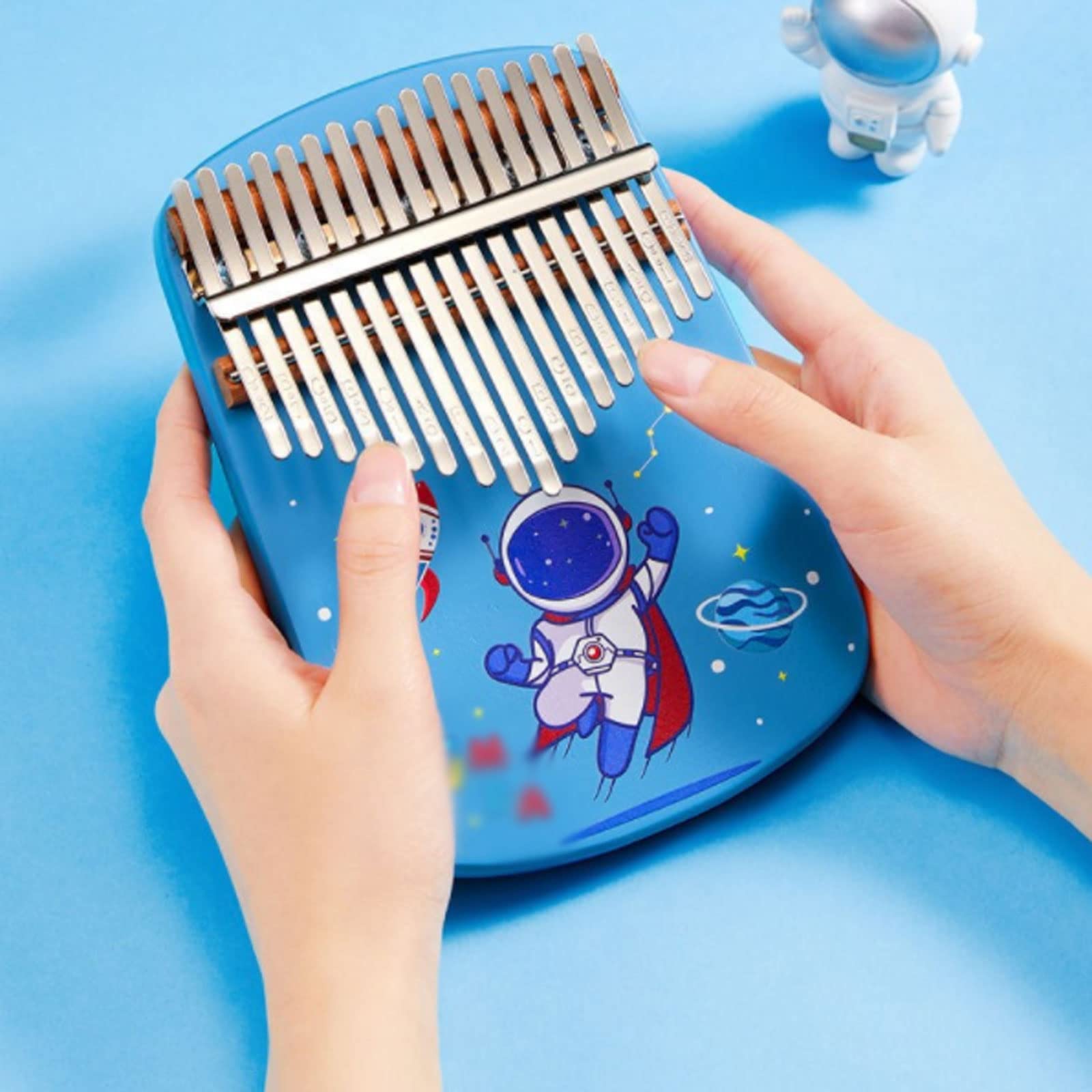 Exquisiter Klang Daumenklavier 17 Tasten, niedliches Cartoon-Muster, leicht zu erlernende Geburtstagsgeschenke für Schüler, tragbares musikalisches Fingerinstrument Einfach zu Spielen