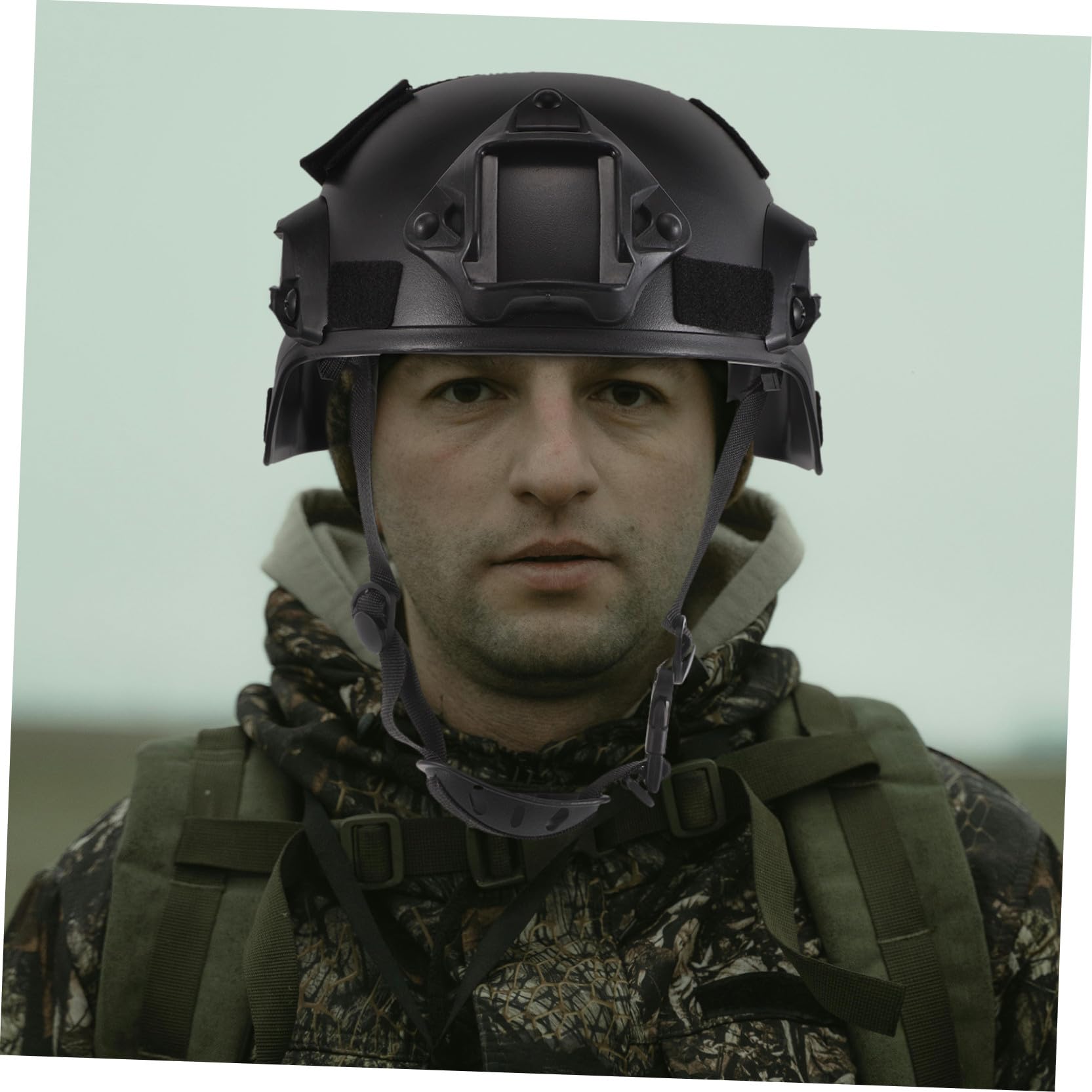 BESPORTBLE Casco Militare in Plastica Regolabile Per Cosplay Cappello Mimetico Da Esterno Decorazione Per Casco Attrezzatura Per Giochi Di Ruolo Elmetto Leggero Per Ragazzo Ragazza Ragazza