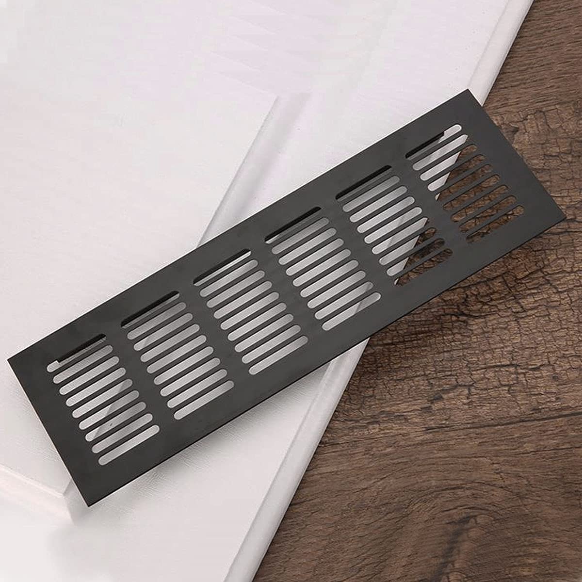 2 confezioni di griglie di ventilazione nere in alluminio, 250 x 50 mm, rettangolari, coperture per prese d'aria per porte e armadi con schermo anti-insetti, resistenti alla corrosione