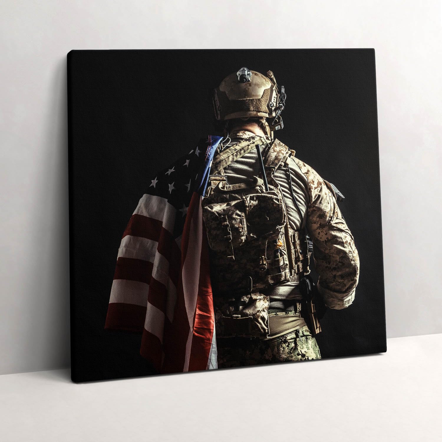 Toile soldat avec un drapeau 60x60cm pour habiller un mur blanc sans âme - 6
