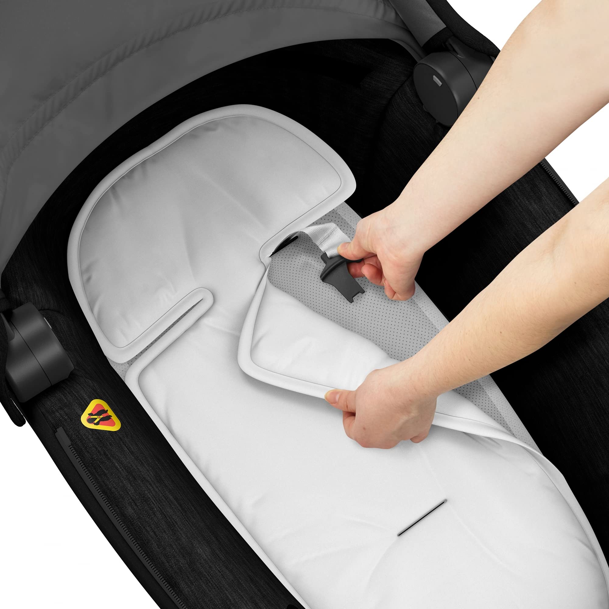 Maxi-Cosi Jade, Capazo de seguridad, Capazo de coche, apto desde el nacimiento, 0 a 6 meses, 0 - 9 kg, de 40 a 70 cm, Essential Black (Negro)