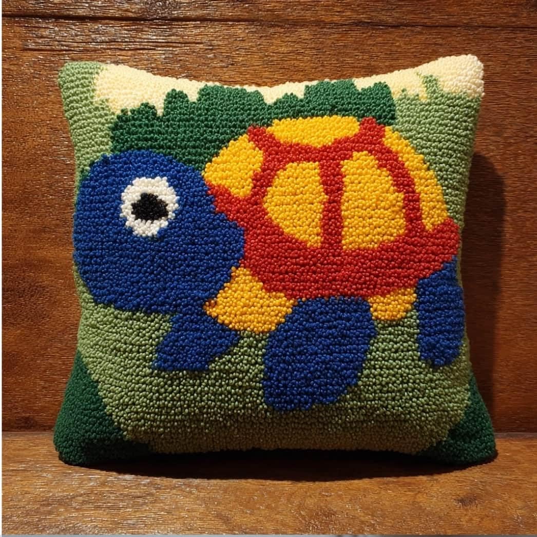 AxiangziK Latch Hook Pillow Kit Turtle 43X43Cm