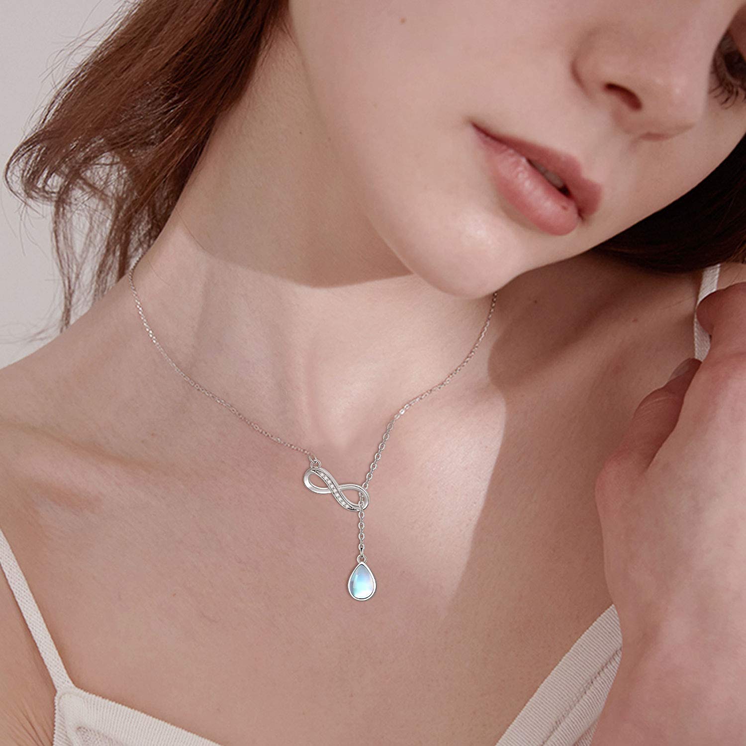 REDSUN Mondstein Halskette S925 Sterling Silber Keltischer Knoten Kette Regenbogen Mondstein Halskette Anhänger Schmuck für Damen Mädchen Mutter Tochter Frau Geschenk