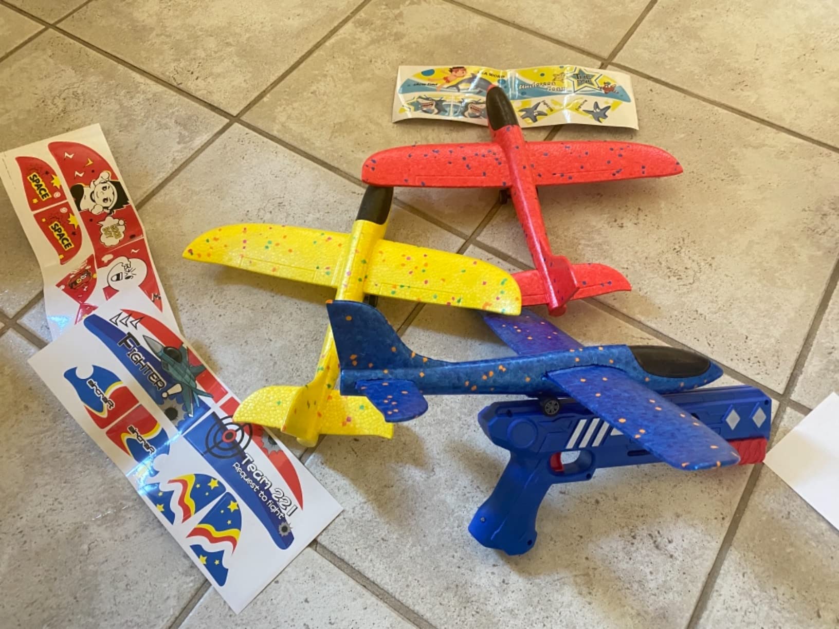 5/mo Finance GNAlGNAt 3 Pack Flying Airplane Toy with Launcher