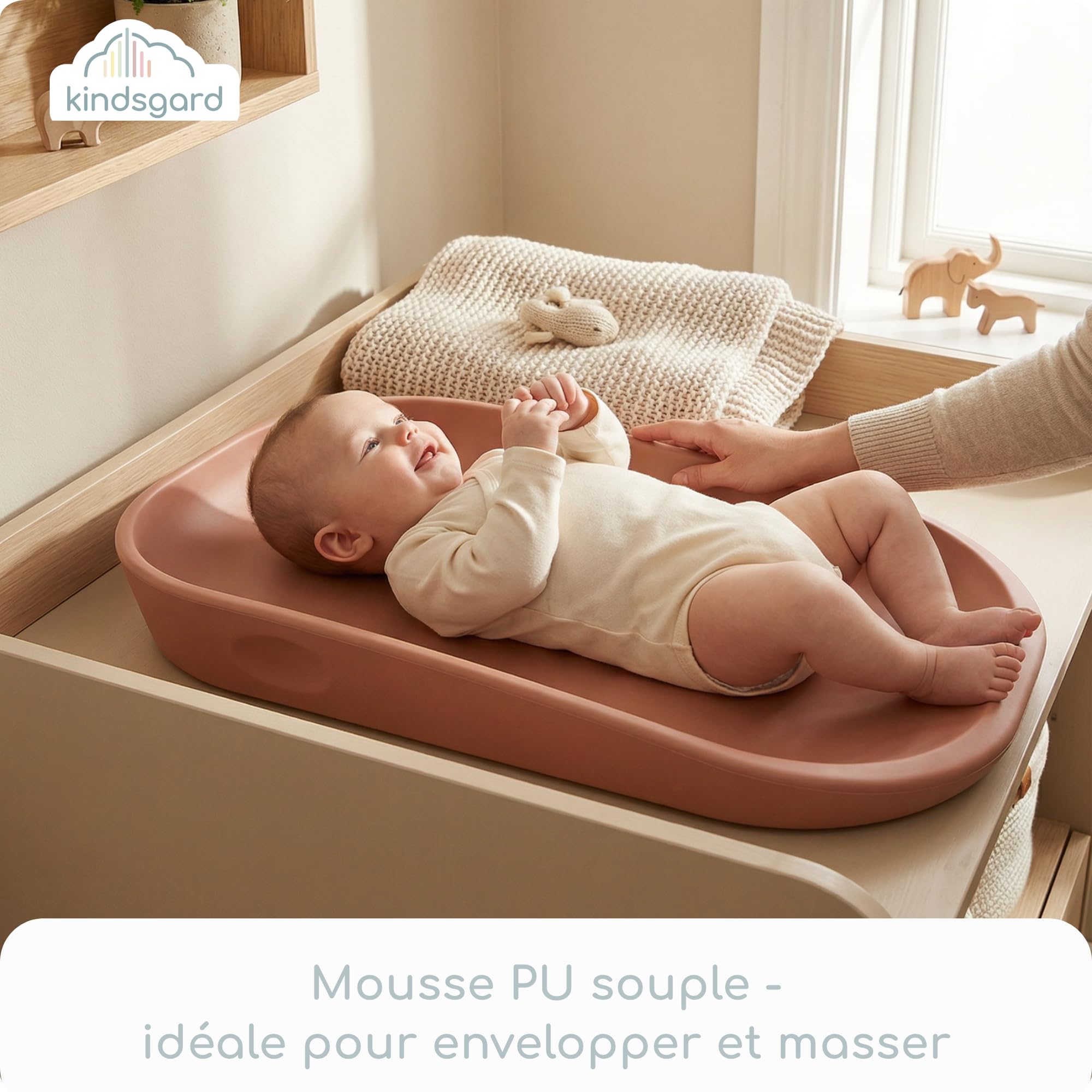 kindsgard Skifte Matelas à langer, doux, en polyuréthane, avec bord surélevé, lavable, hygiénique, sans substances nocives, 68,5 x 48 cm, pour table à langer, commode, machine à laver ou sol, rouge